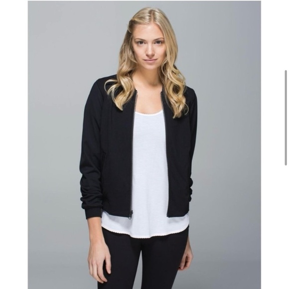 Lululemon reversible full zip garden party bomber jacket EUC size 4 - Picture 6 of 8